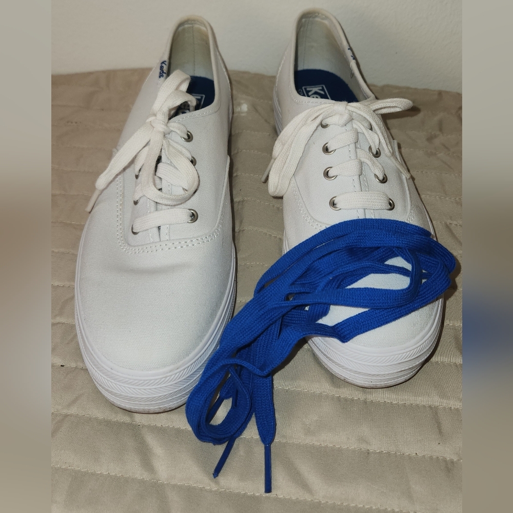 KEDS Women's White Triple Up Canvas Platform Sneakers - Picture 8 of 14